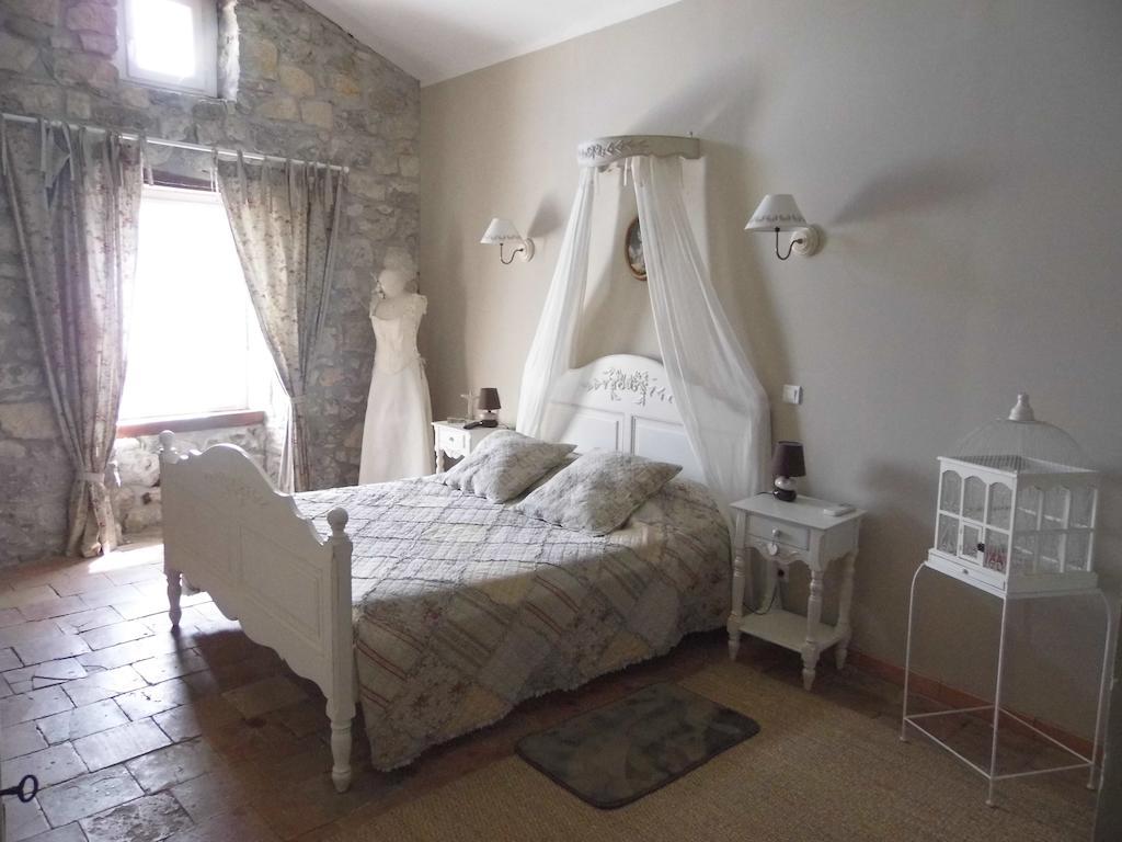 La Mais'Ange Berrias-et-Casteljau Room photo